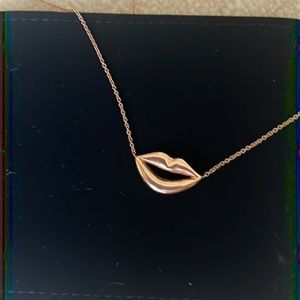 14K Rose Gold Lips Necklace